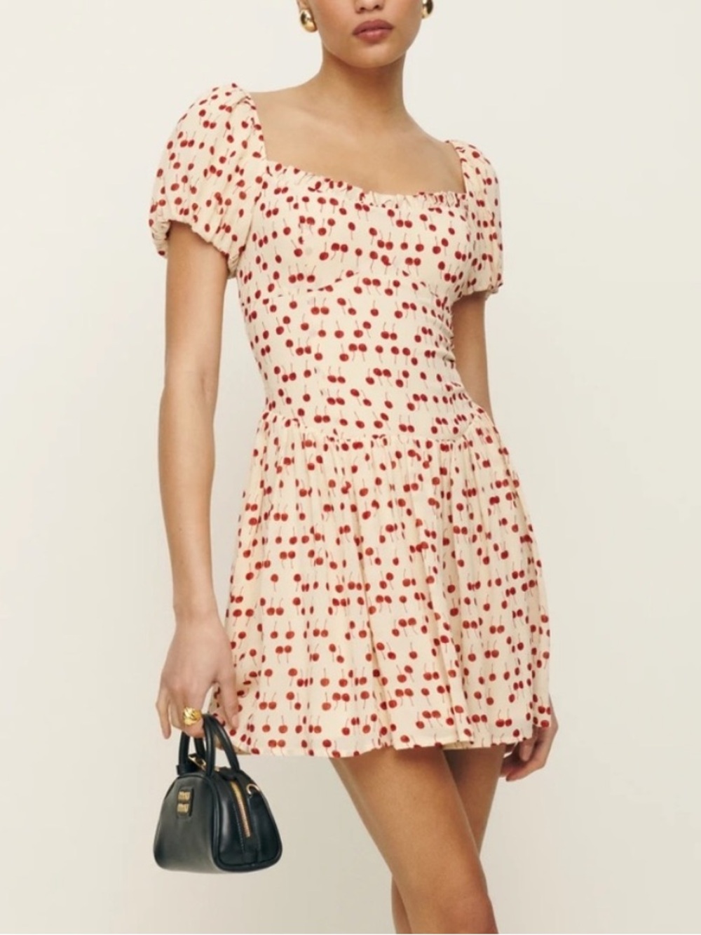 REFORMATION Davonne Dress Cherry Pudding Mini
Dress